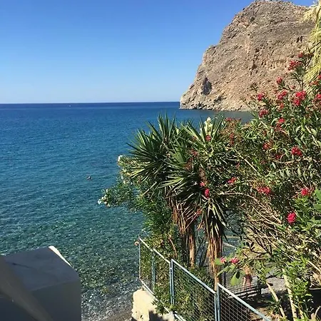 Lendas Paradise Apartment Léntas